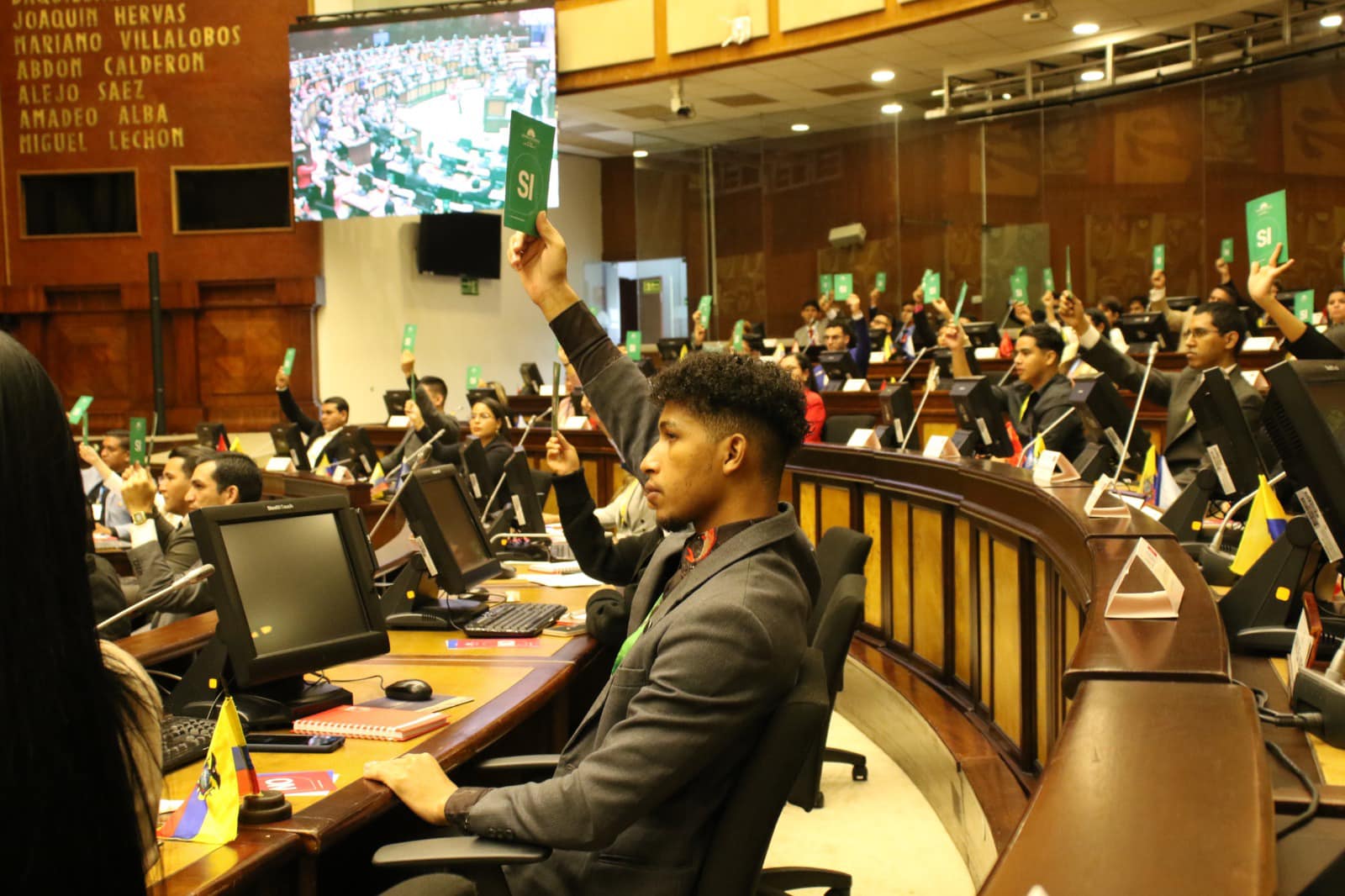 ITB y UBE se tomaron la Asamblea Nacional.