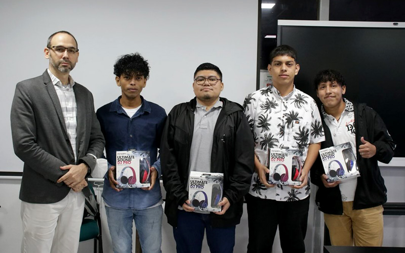  ITB reconoció a sus mejores estudiantes programadores a través de una competencia de lujo