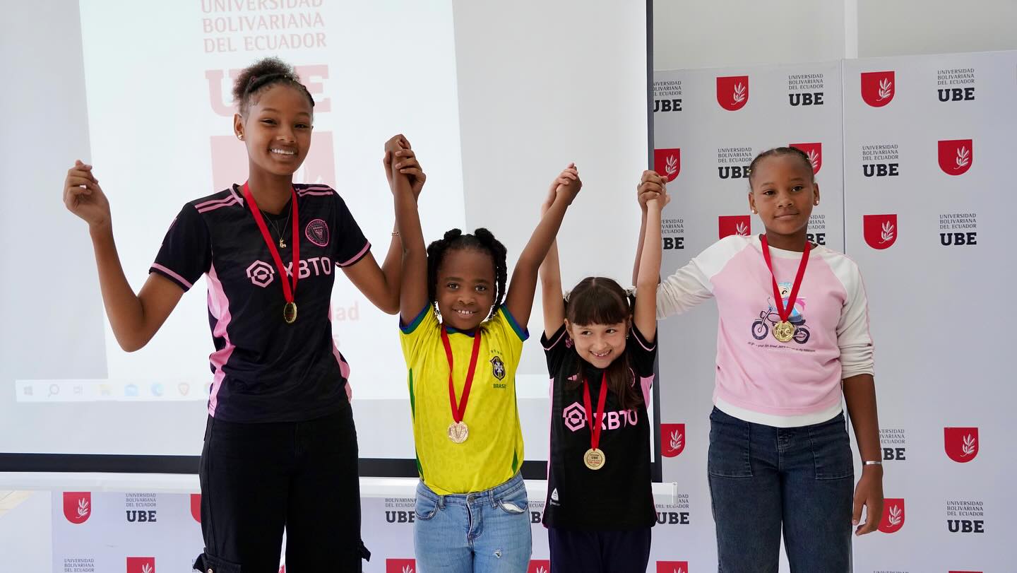 Universidad Bolivariana del Ecuador culmina con éxito el Vacacional “Creciendo Juntos”.