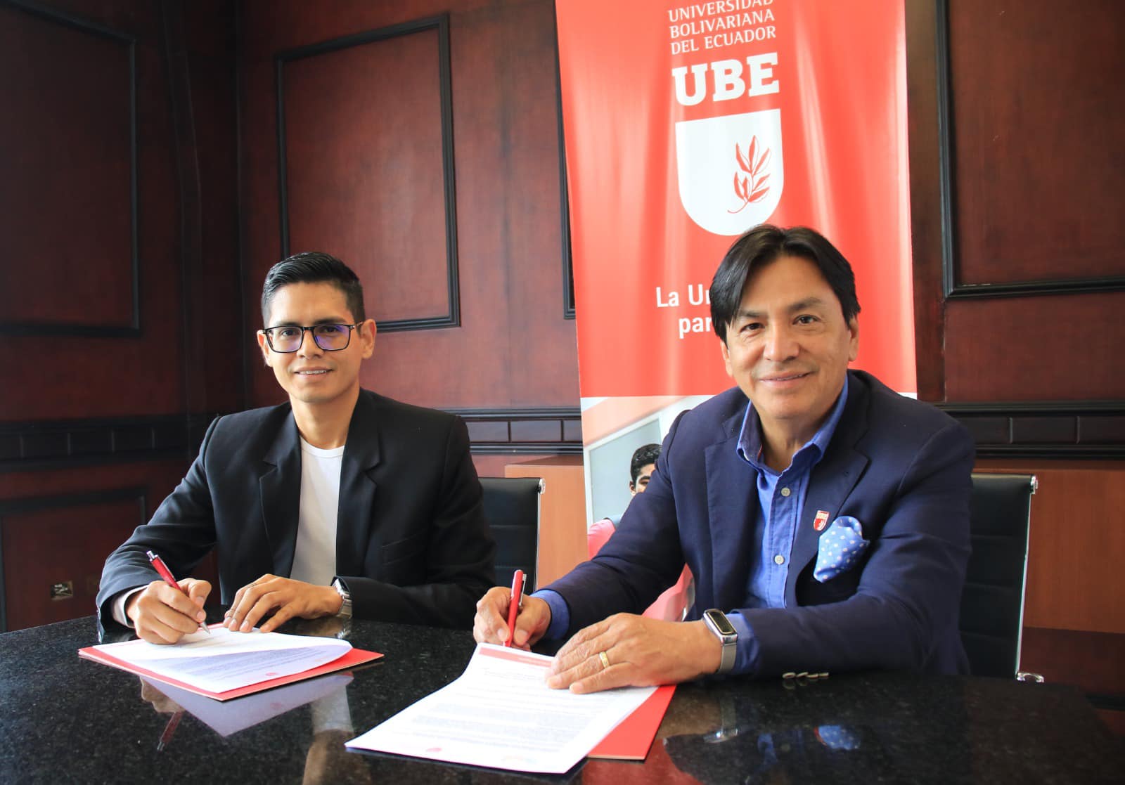 La Universidad para todos suscribe alianza estratégica para fortalecer la formación de nuestra comunidad universitaria 