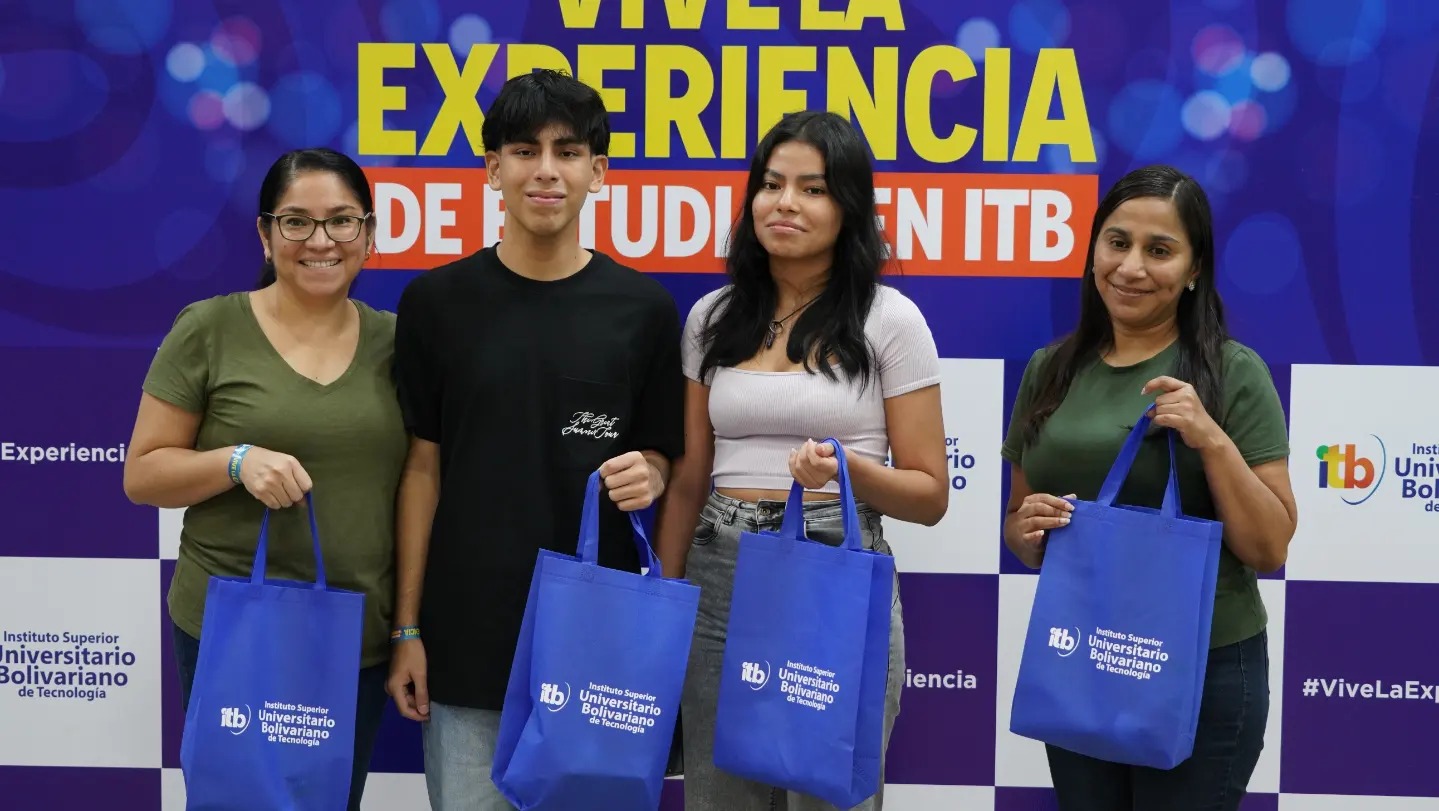 ¡Un éxito total! El vive la experiencia de la carrera Técnico Superior en Enfermería