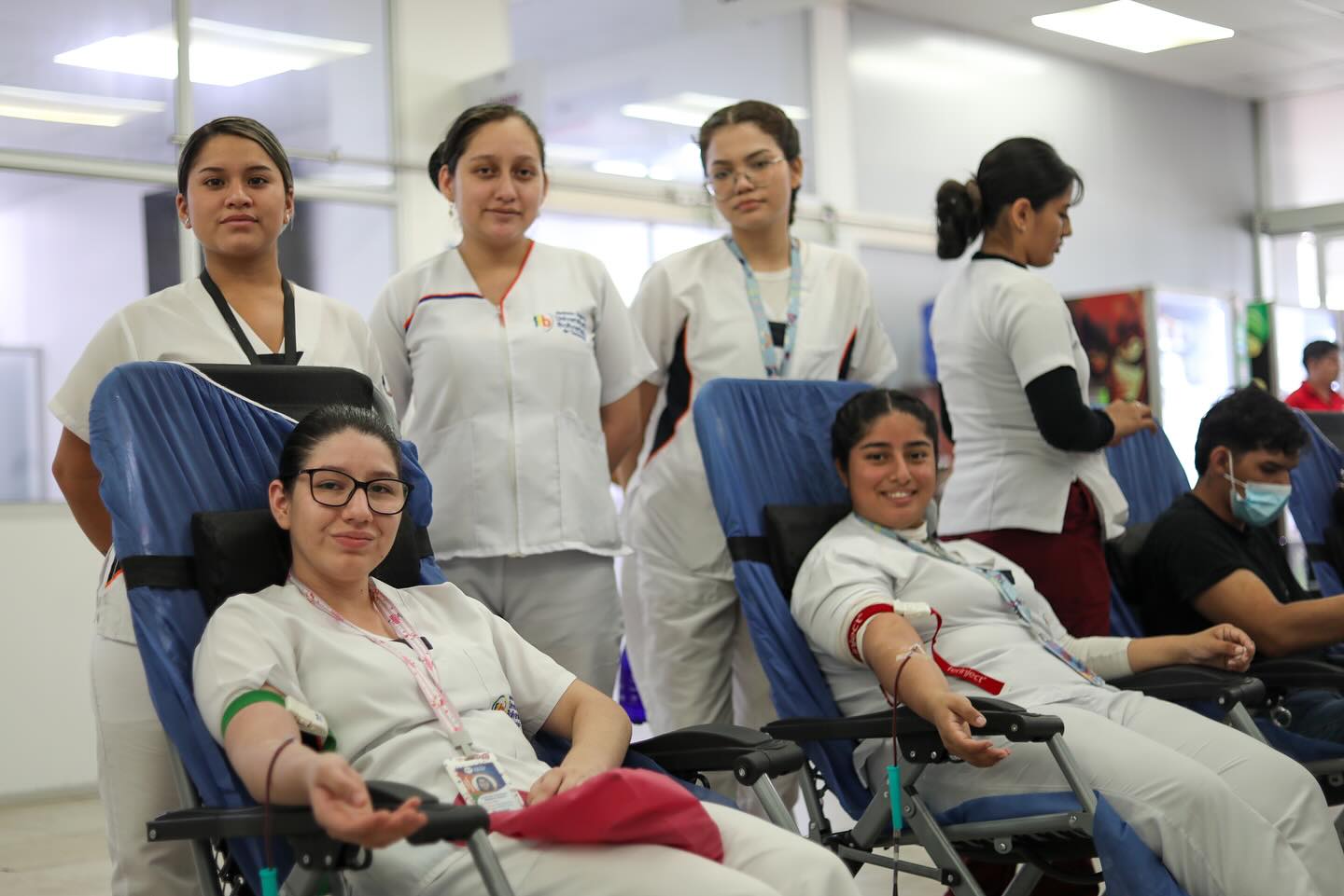 Estudiantes de Enfermería Conmemoran el Día Mundial de Seguridad en el Trabajo