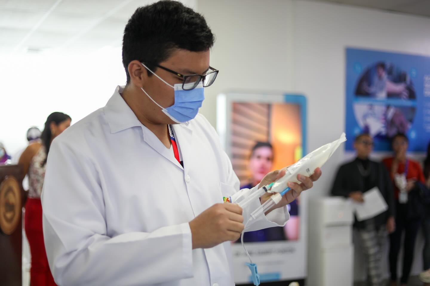 Estudiantes de Enfermería Conmemoran el Día Mundial de Seguridad en el Trabajo