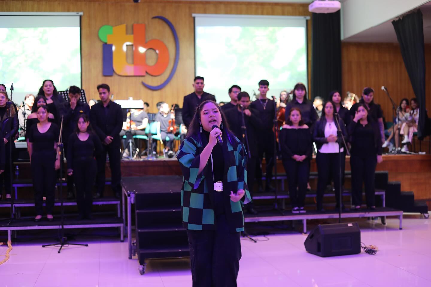 Éxito total en el Concierto de Anime Sinfónico ‘DoReMiFans: Lo Mejor de Dos Mundos’ en Guayaquil