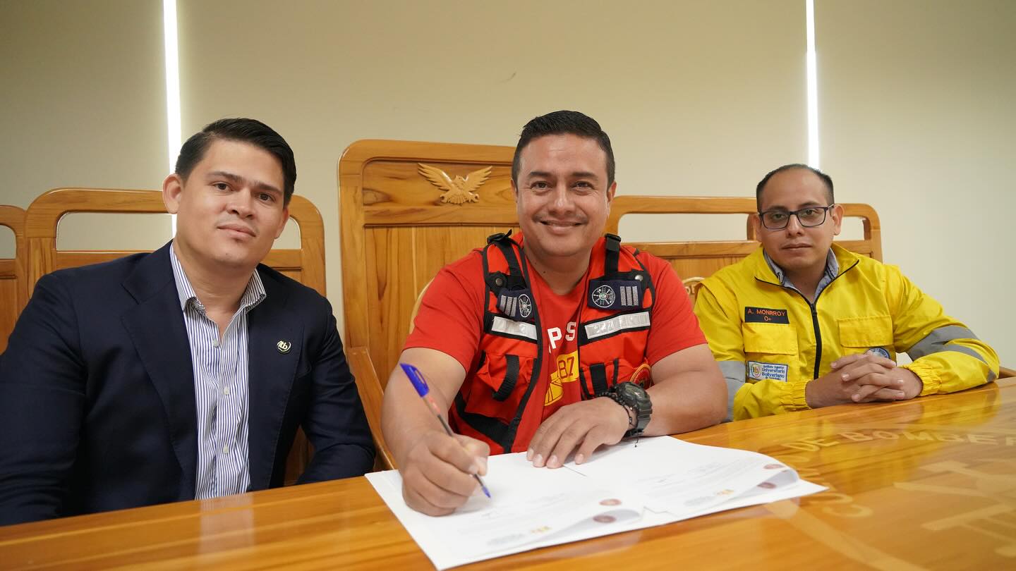 ITB firma acuerdo para fortalecer el proceso de formación profesional de sus estudiantes