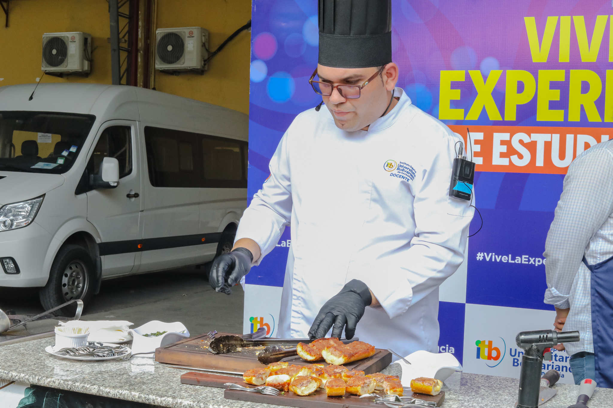 ITB dicta Taller Parrillero para el Rey del Hogar