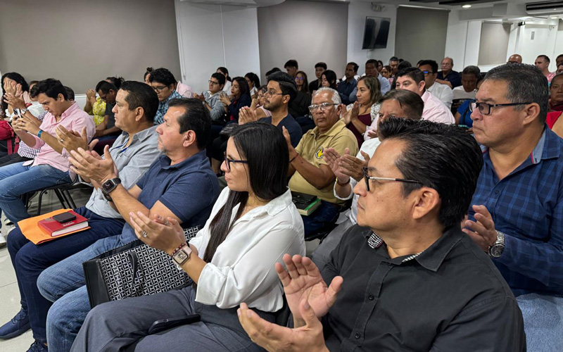  ITB suscribe convenio con la CUT Guayas para impulsar investigación y educación continua. 