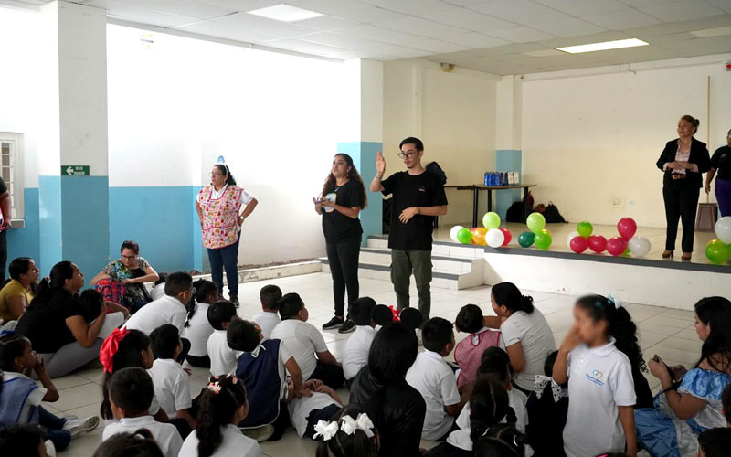 ITB inaugura las fiestas julianas en Escuela Municipal Especializada de Audición y Lenguaje. 