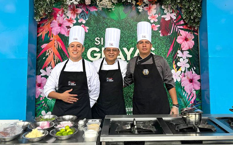 Comunidad Bolivariana celebra junto a la Prefectura del Guayas los 489 años de fundación de Guayaquil. 