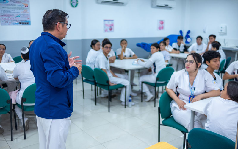Estudia Enfermería en ITB 