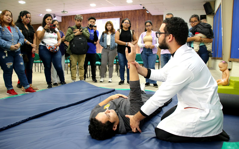 ¡Éxito total en "Vive la Experiencia" de Rehabilitación Física!