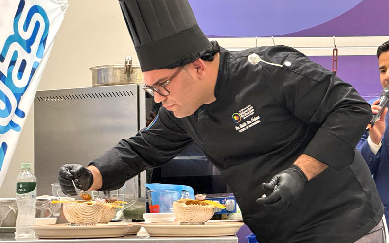 Docentes de Gastronomía del ITB participan en el Primer Festival del Encebollado en Guayaquil organizado .