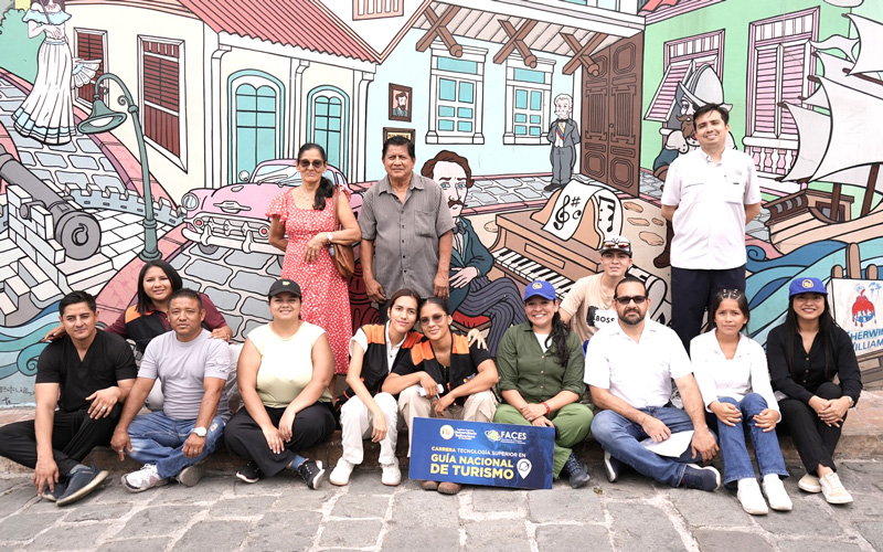 Estudiantes de Guía Nacional de Turismo culminan formación académica con proyectos innovadores. 