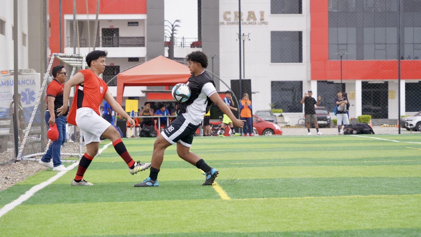  Exitosa convocatoria para el equipo de fútbol masculino de UBE - FC