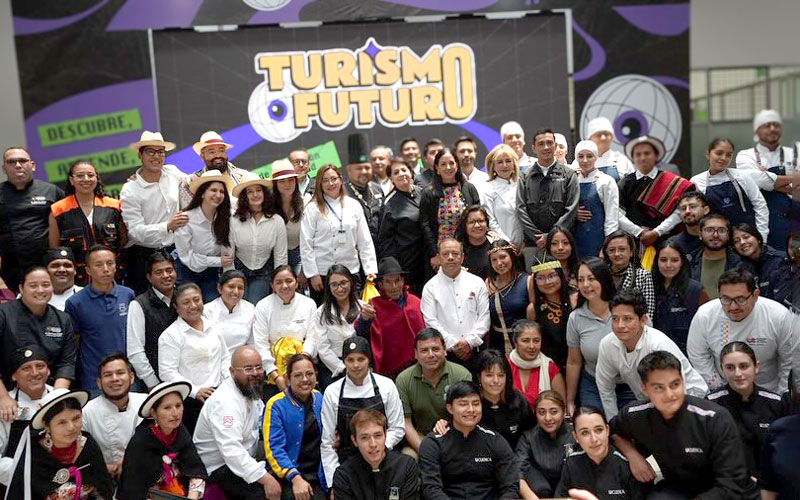 Mira los mejores momentos de nuestros alumnos de las carreras de Tecnología Superior en Gastronomía y Tecnología Superior en Guía Nacional de Turismo 