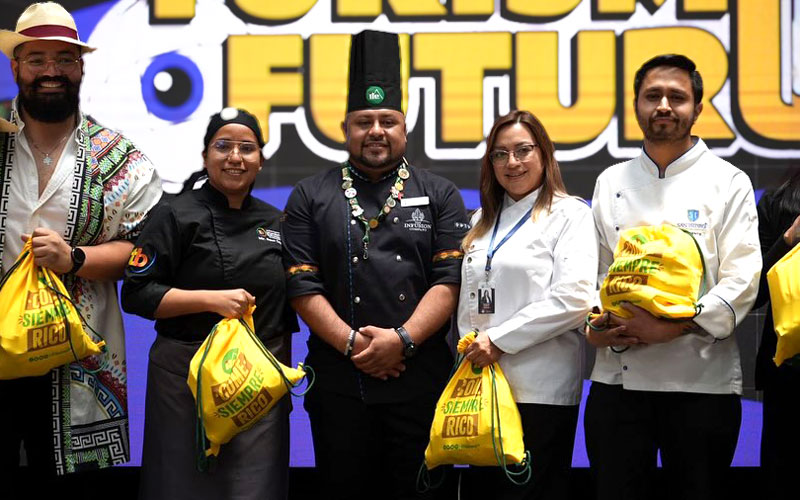 Mira los mejores momentos de nuestros alumnos de las carreras de Tecnología Superior en Gastronomía y Tecnología Superior en Guía Nacional de Turismo 