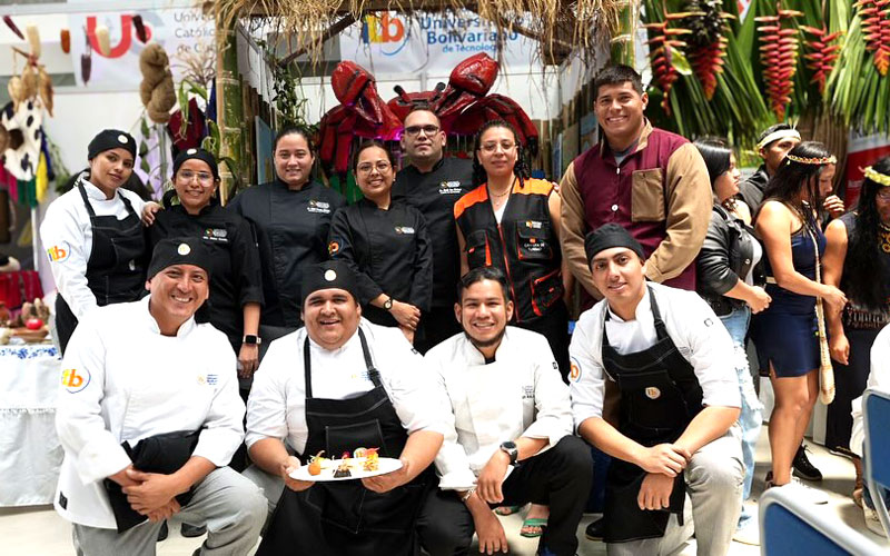 Mira los mejores momentos de nuestros alumnos de las carreras de Tecnología Superior en Gastronomía y Tecnología Superior en Guía Nacional de Turismo 