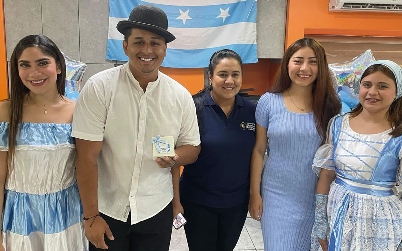 ITB sigue celebrando la Independencia de Guayaquil con una dulce sorpresa en sus campus ubicados en Boyacá.