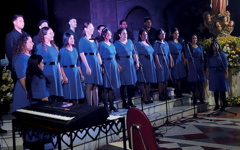 Coro Bolivariano en el VI Festival Internacional de Coros
