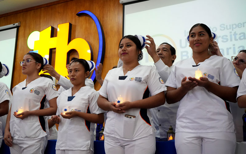 Revive los mejores momentos de la Ceremonia de la Luz en el ITB: Un Legado de Vocación y Servicio. 