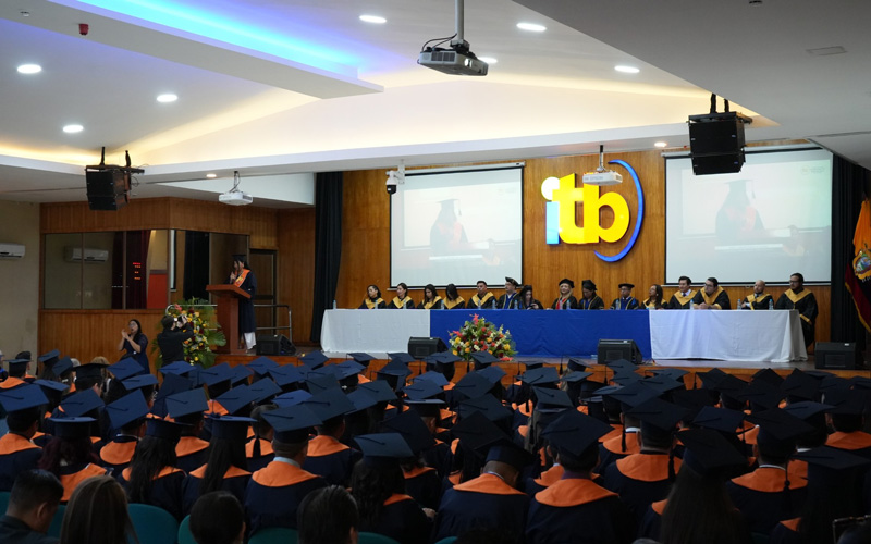 ITB celebra la culminación de estudios de más de 250 estudiantes de la Facultad de Ciencias Empresariales y Sistemas (FACES).
