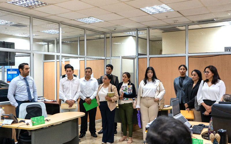 ¡Un nuevo desafío profesional comienza! 