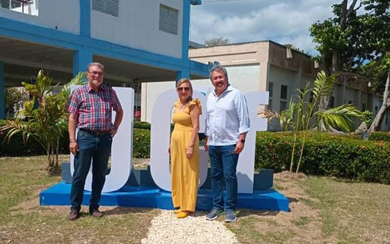 ITB fortalece lazos académicos con la Universidad de Cienfuegos. 