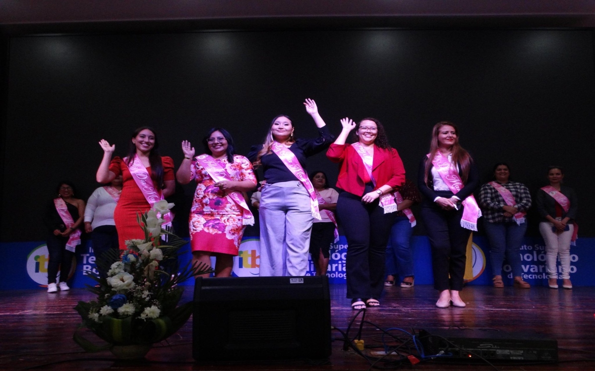 Colaboradoras del ITB reciben homenaje por el Día de la Madre