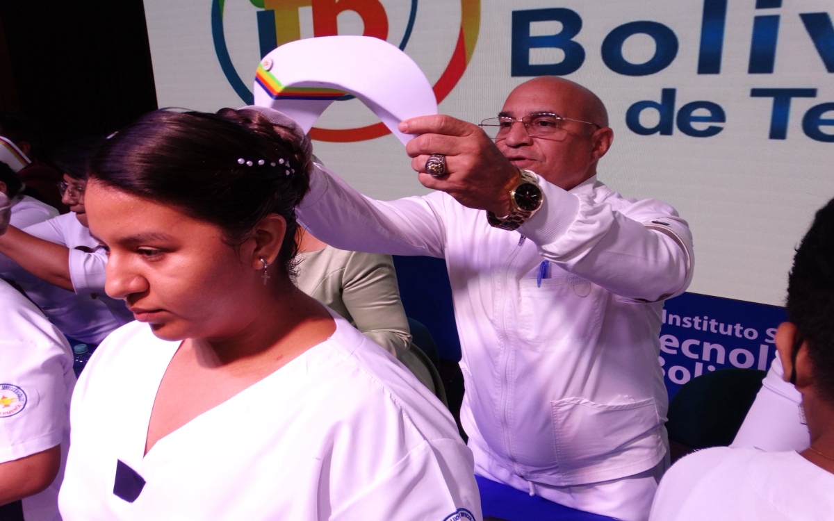 Ceremonia de la Luz: un hito en la formación de futuros enfermeros del ITB 