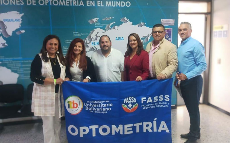 Docentes de Optometría realizaron Journey Académico por tres importantes Universidades de Bogotá