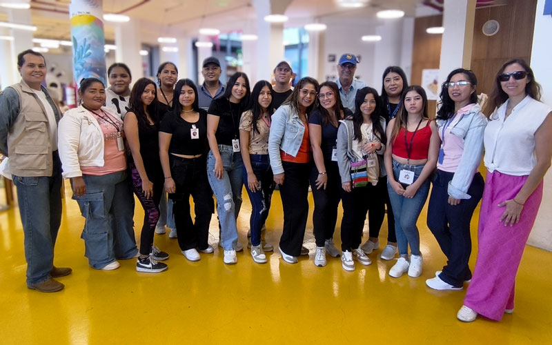 Estudiantes ITB impulsan el cambio social con servicio comunitario a través del arte y el diseño.