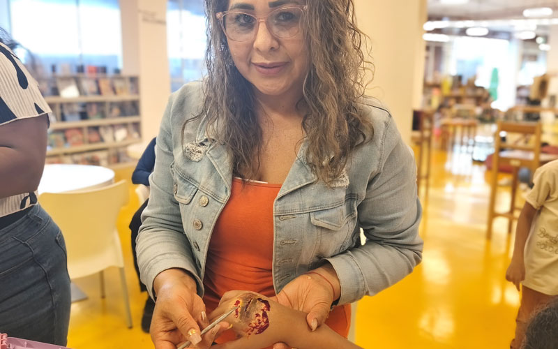 Estudiantes ITB impulsan el cambio social con servicio comunitario a través del arte y el diseño.