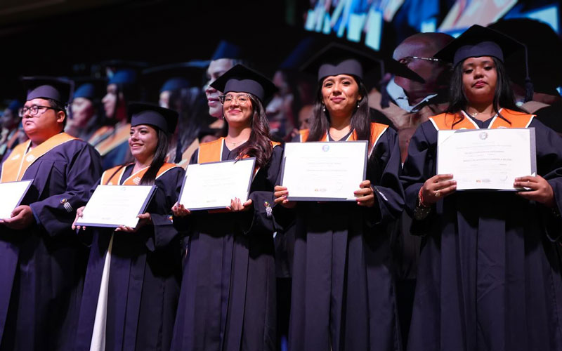 ITB gradúa a estudiantes beneficiarios del convenio con DASE en áreas clave para la comunidad. 