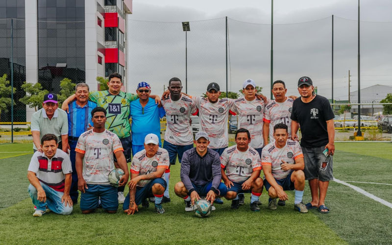 ITB y UBE celebraron a los padres con deporte, alegría y reconocimientos 