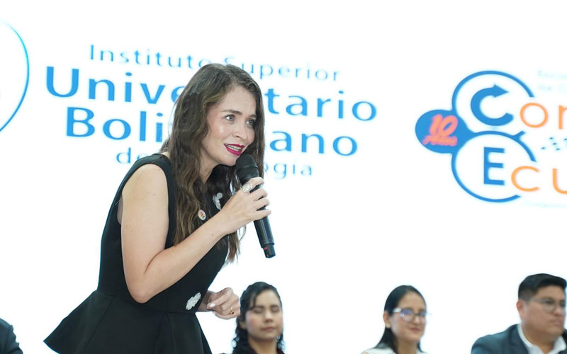 Conduce Ecuador del ITB celebra la graduación de nuevos profesionales en conducción 