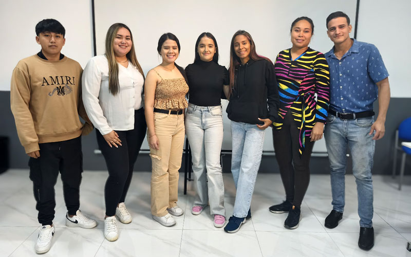 ITB impulsa el pensamiento crítico y la comunicación efectiva a través de su Club de Lectura. 