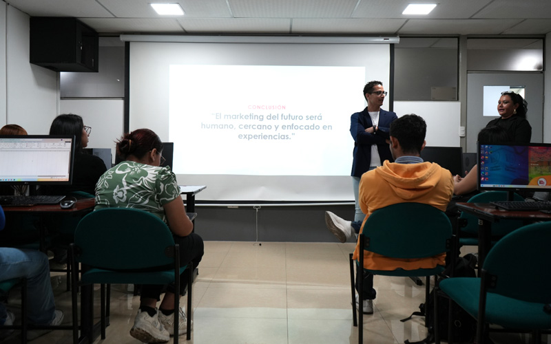 Aprendiendo de los expertos