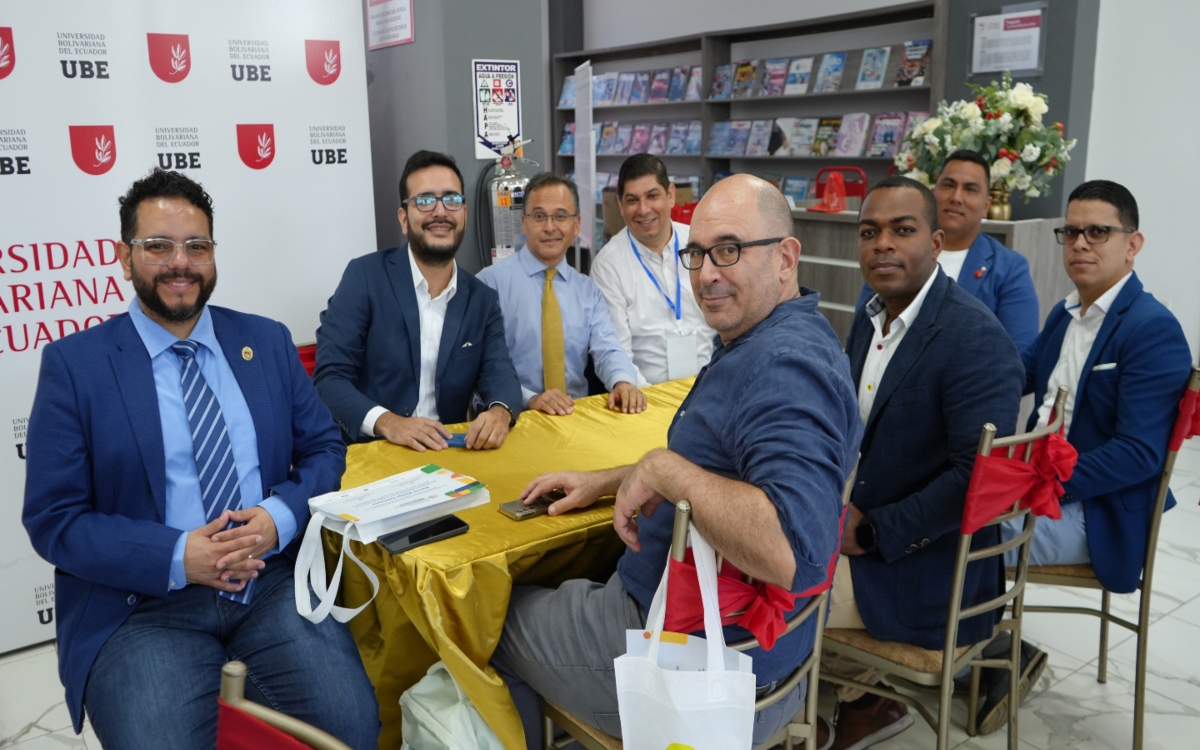 Brindis y Almuerzo en Honor a Conferencistas del VI Congreso de Ciencias Técnicas y Empresariales. 