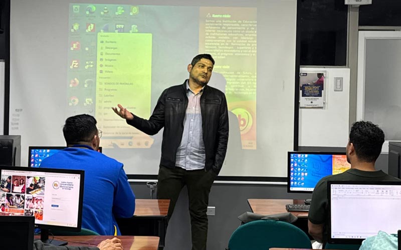 Formarse con herramientas reales marca la diferencia Nuestros estudiantes de Administración