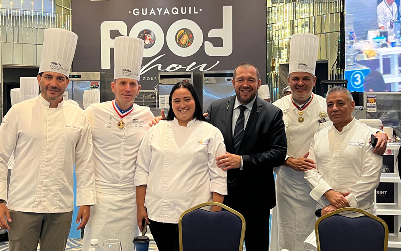 Docente de Gastronomía representa al ITB en el Guayaquil Food Show 2025.