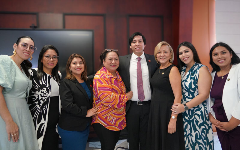 ITB posesiona nuevas autoridades académicas y de gestión institucional