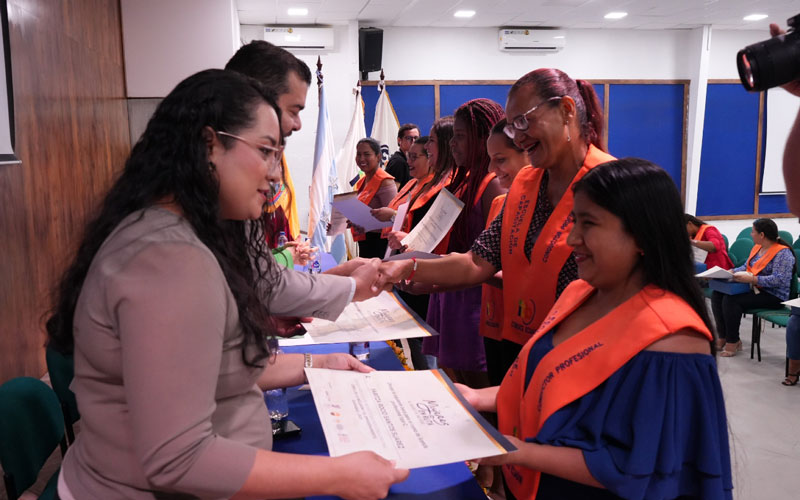  ITB y Tesalia celebran la entrega de becas del Programa Mujeres en Ruta – Proyecto ANA. 