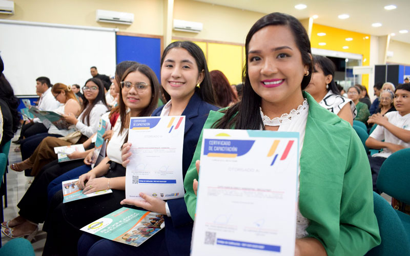 Buckingham English Center cumple 15 años impulsando la educación con ITB y UBE. 