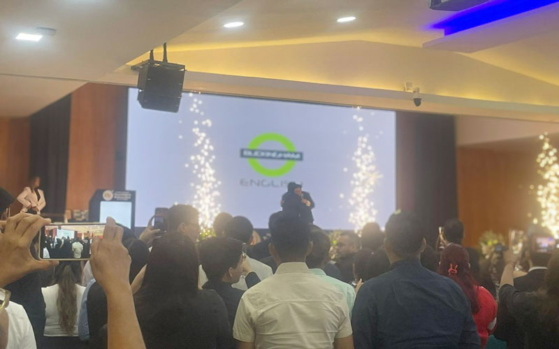 Buckingham English Center cumple 15 años impulsando la educación con ITB y UBE. 