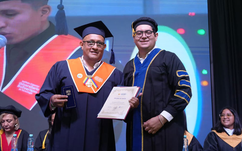 ITB incorpora a más de 220 nuevos Tecnólogos de la Facultad de Ciencias Empresariales y Sistemas (FACES).