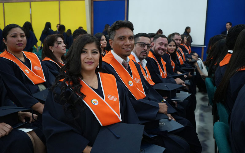 ITB celebra la incorporación de 362 nuevos tecnólogos en dos emotivas ceremonias de graduación.