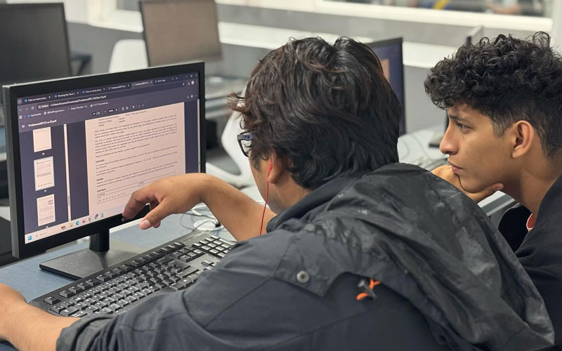 Estudiantes de Desarrollo de Software del ITB rumbo a la Regional Sudamericana Norte ICPC 2025 en Bogotá