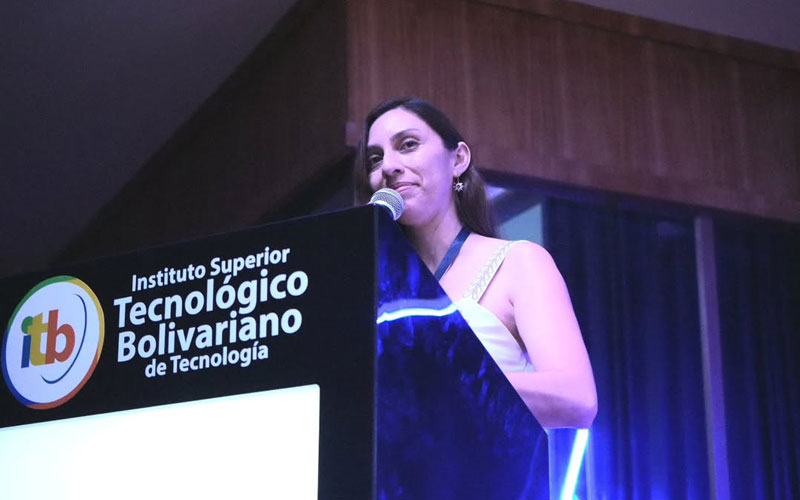 ITB presentó Metamorfosis Creativa 2025, una muestra artística que destacó el talento de sus estudiantes.