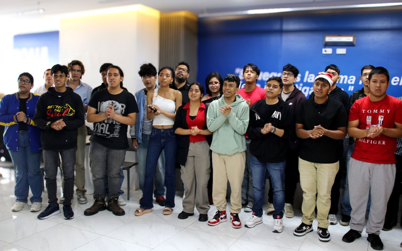 ITB celebró la Navidad con la “Chocolatada Navideña” de la carrera de Desarrollo de Software.