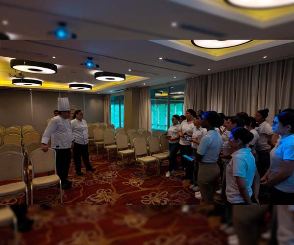 ITB fortalece la formación práctica de estudiantes de Gastronomía con visita técnica al Hotel Radisson